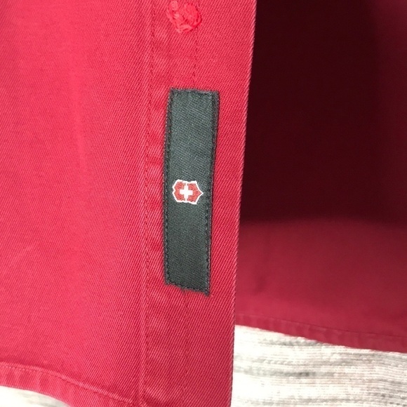 VICTORINOX LARGE DEEP RED DRESS SHIRT - Picture 5 of 6